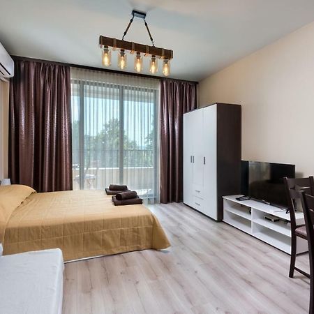شقة Studio Zia 3- Great Place In Lazur بورغاس المظهر الخارجي الصورة